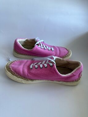 UGG Eyan II Pink Azalea Women's sneakers in size US 8